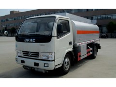 灑精罐車、灑精運(yùn)輸車甲醇乙醇運(yùn)輸車二甲苯甲醛運(yùn)輸車